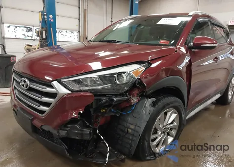 2017 Hyundai Tucson Se Plus z USA, uszkodzony, nr VIN KM8J3CA41HU456071
